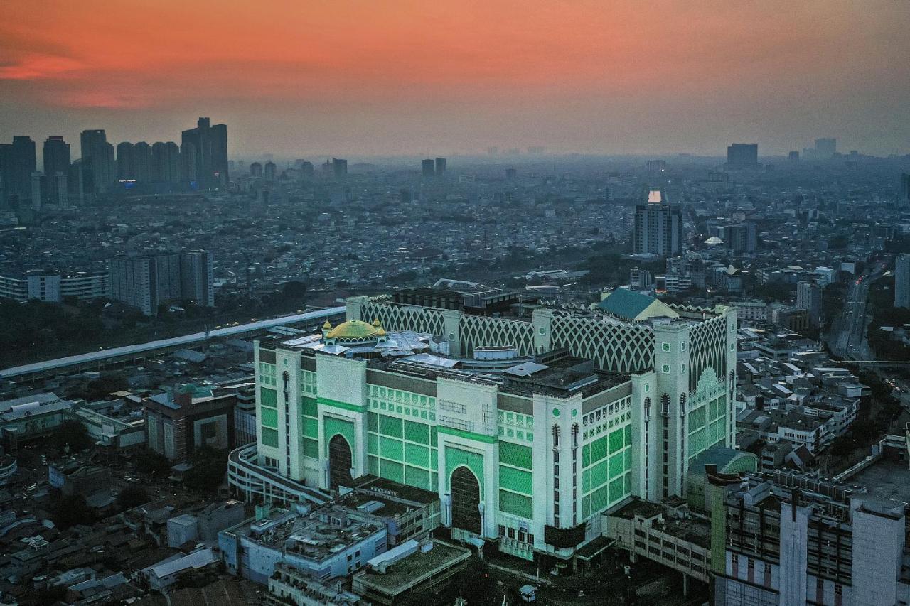 Yellow Bee Tanah Abang Jacarta Exterior foto